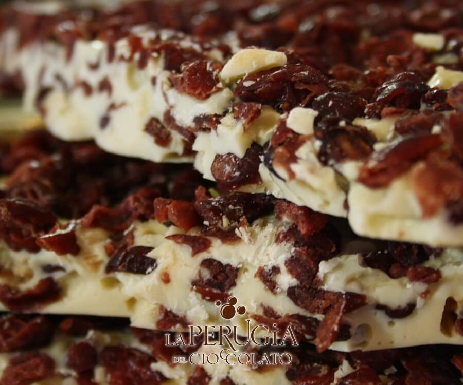 Lastra di cioccolato bianco con Cranberries